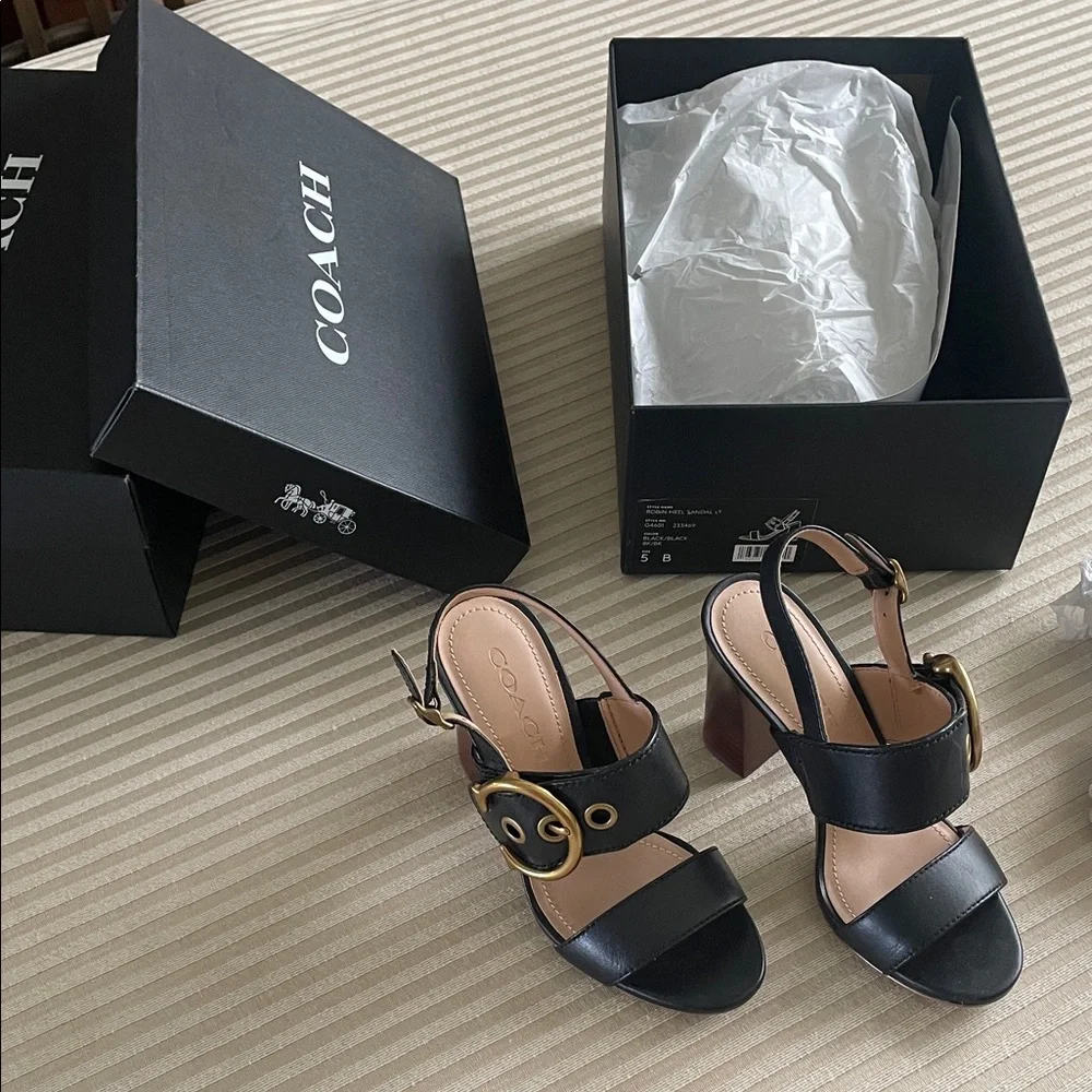 COACH Black Leather Sandal Gold Buckle Robin